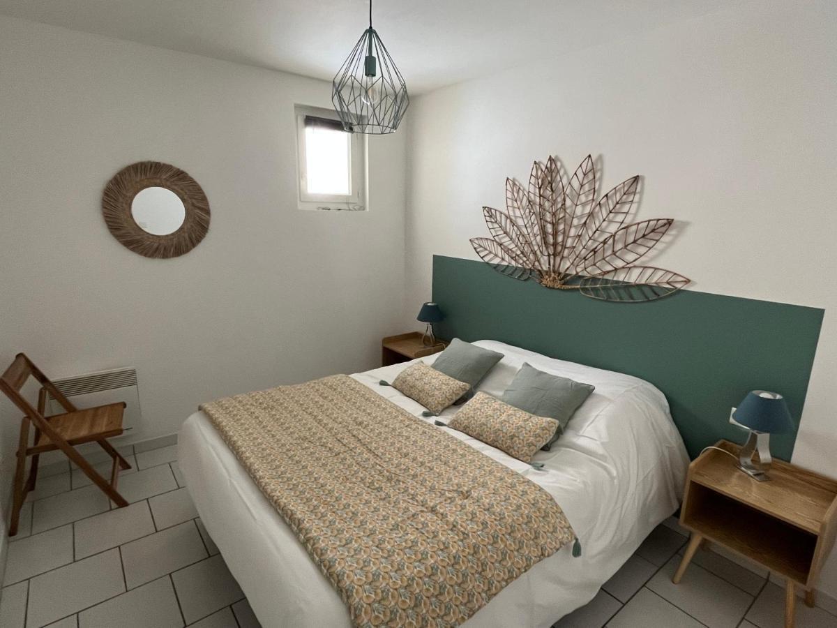 Bel Appartement 2 Chambres Au Coeur Du Village Eyragues Exteriér fotografie